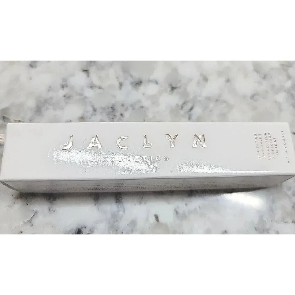 Jaclyn Cosmetics this perfecting
